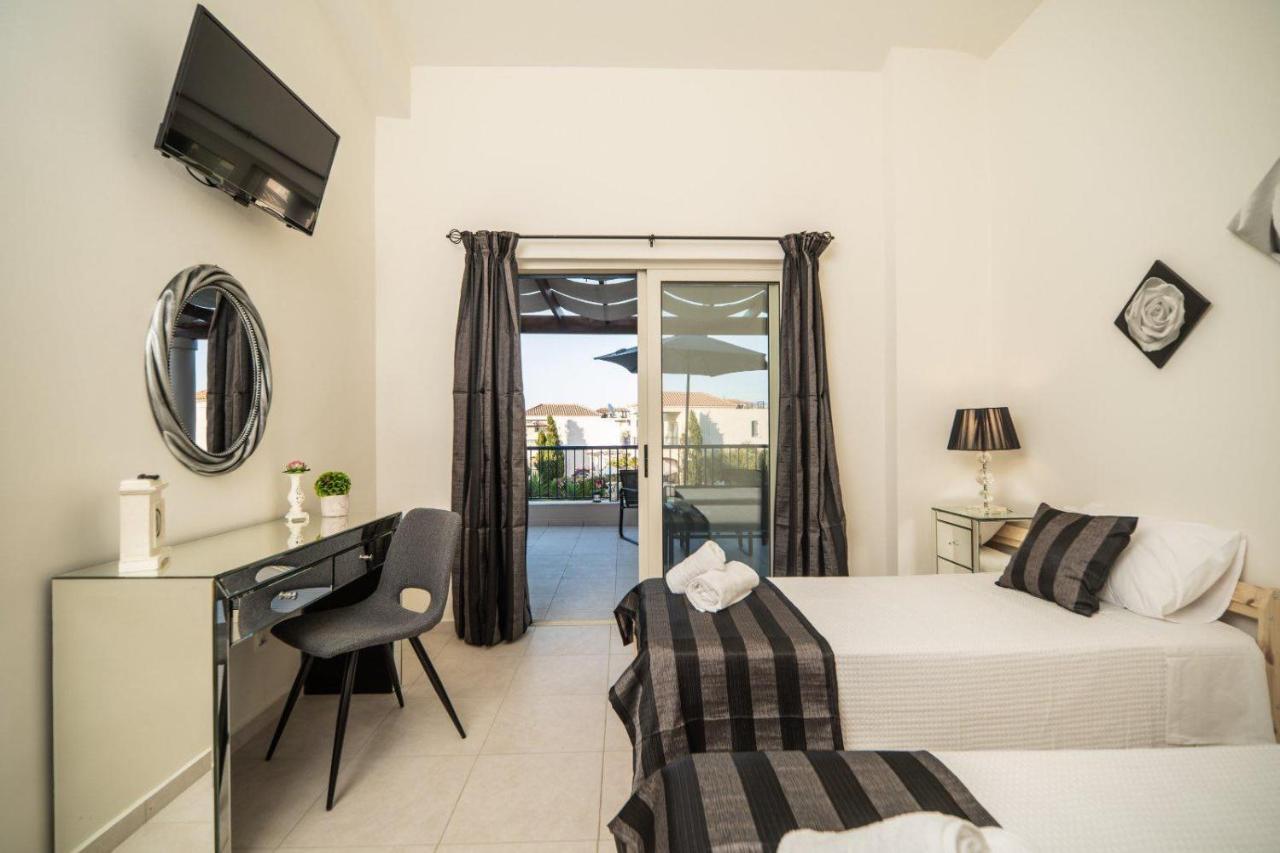 Villa Rodo Pirgos Psilonerou エクステリア 写真