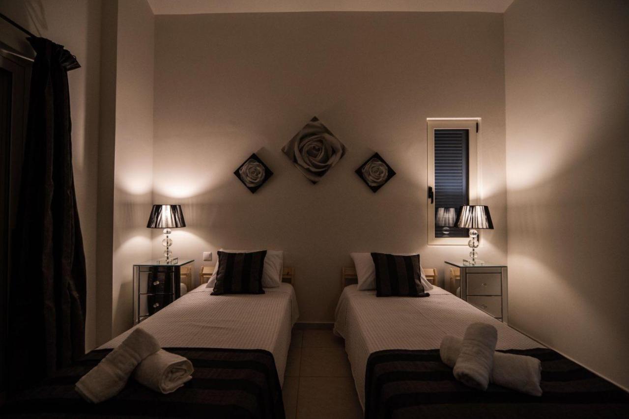 Villa Rodo Pirgos Psilonerou エクステリア 写真