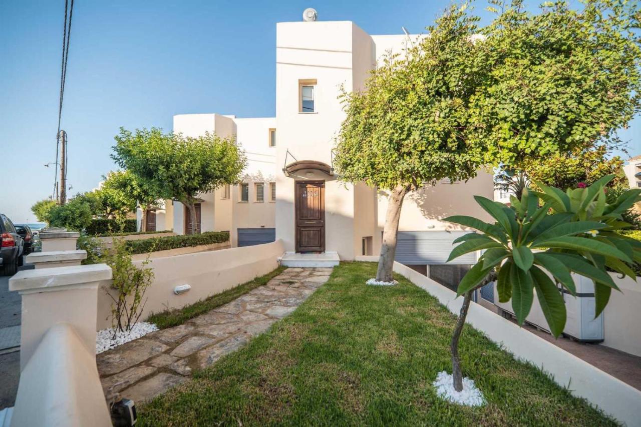 Villa Rodo Pirgos Psilonerou エクステリア 写真