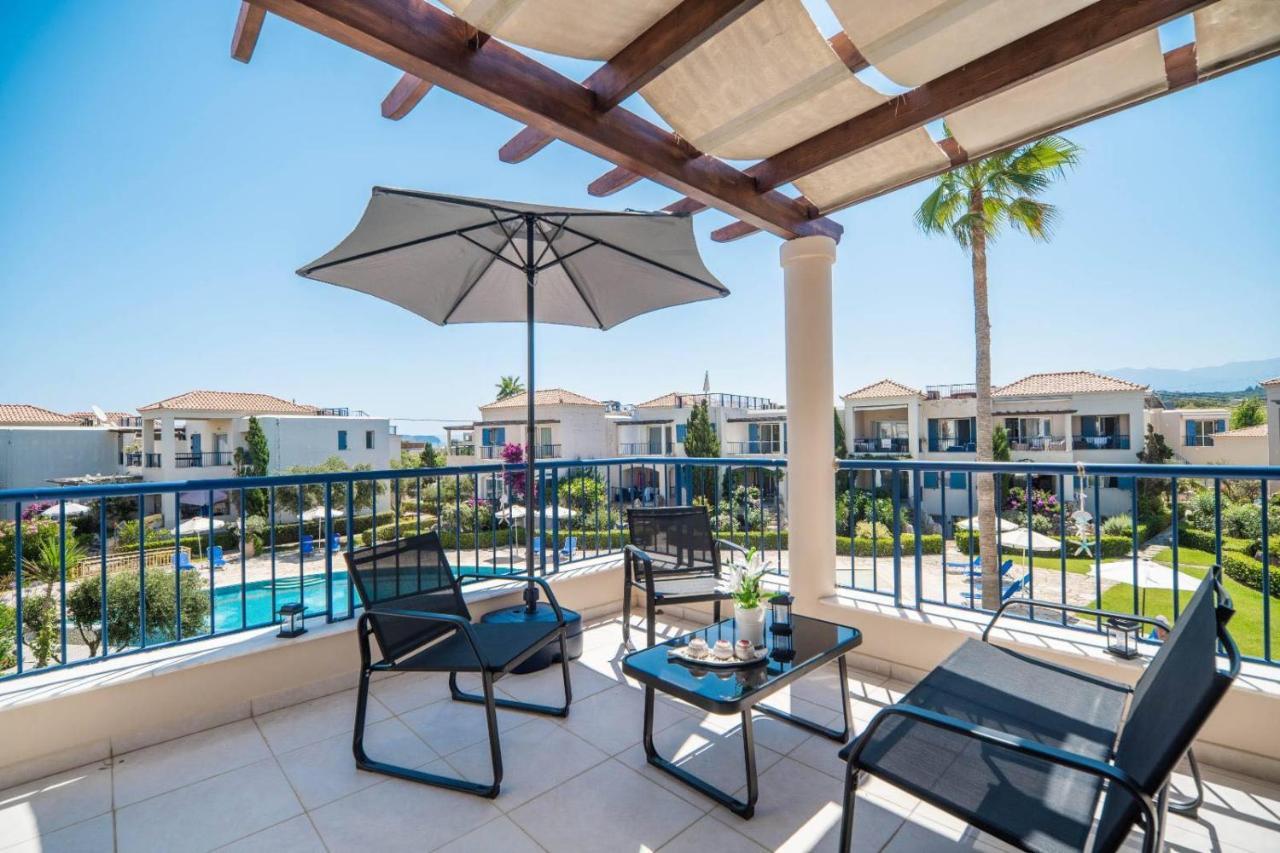 Villa Rodo Pirgos Psilonerou エクステリア 写真
